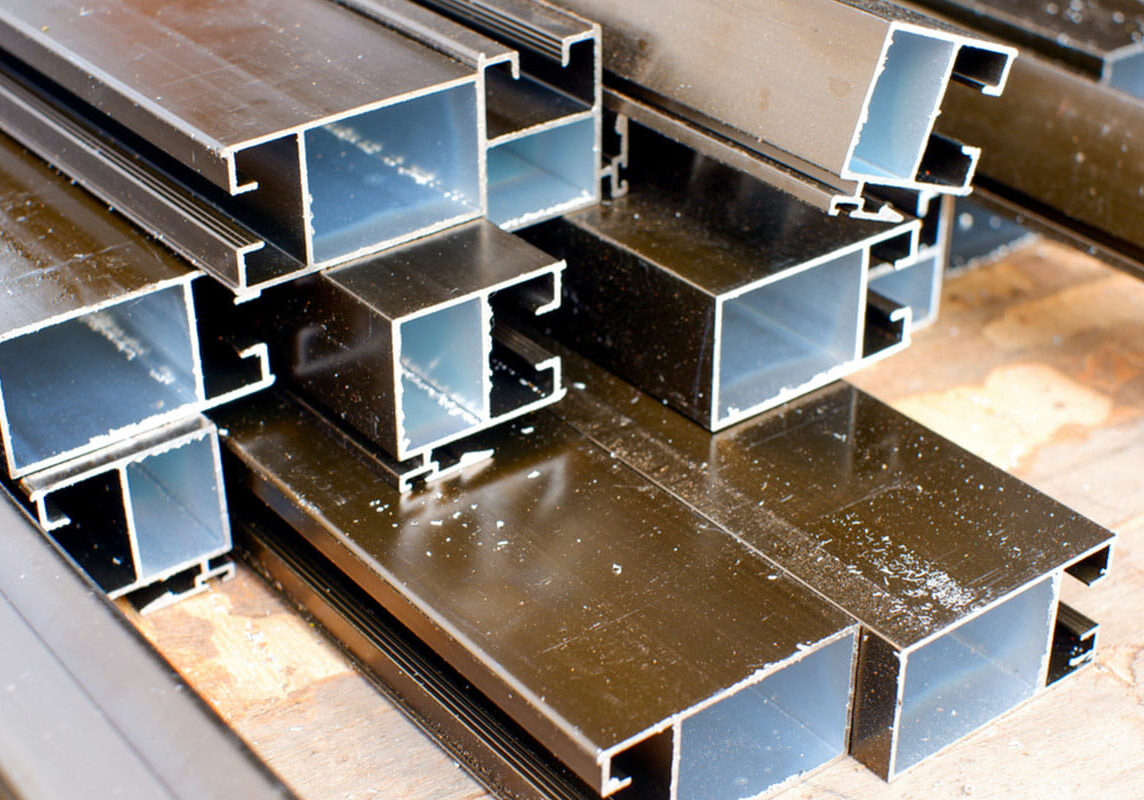 Aluminium-&-Plastics